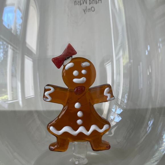 NEIMAN MARCUS Gingerbread Man Stemless Wine Glass Set of 2 Holiday Barware NEW - Picture 3 of 12